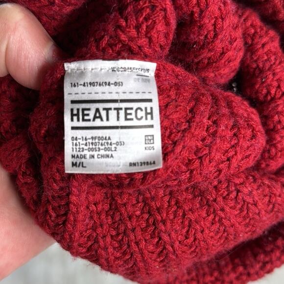 Uniqlo Heat Tech Red Knit Beanie - Picture 4 of 4
